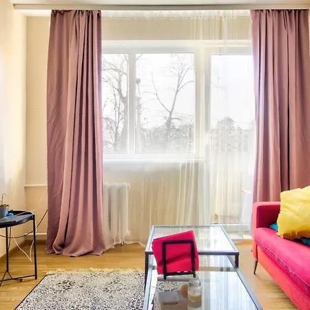 Apartment Cozy Flat Near Center And Airport. Free Parking *