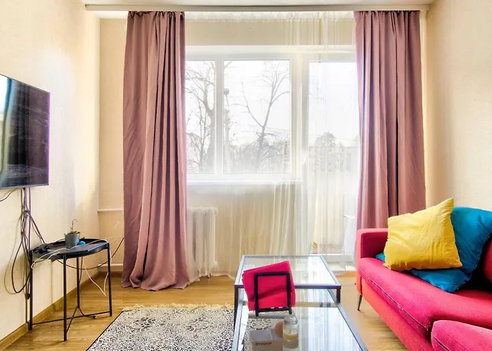 Apartmán Cozy Flat Near Center And Airport. Free Parking *