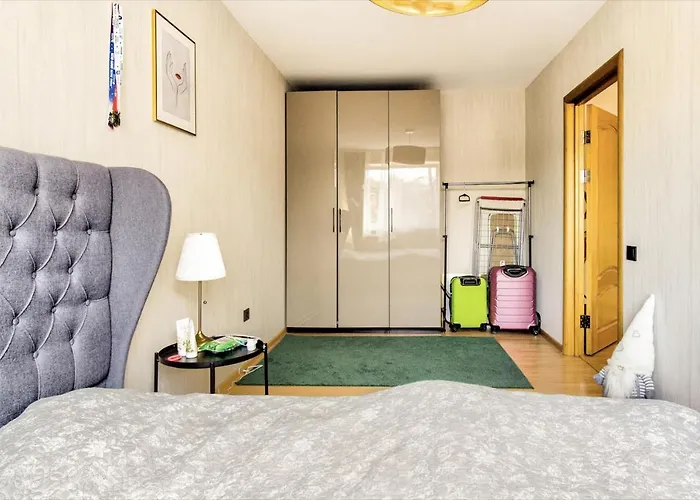 Cozy Flat Near Center And Airport. Free Parking *